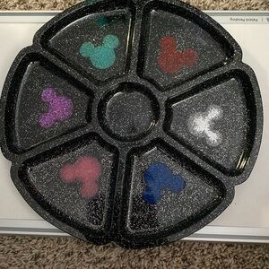 12 in party tray Mickey